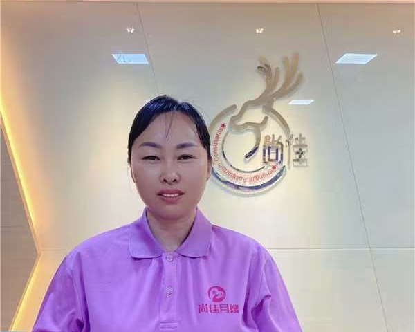 月嫂闫小娟